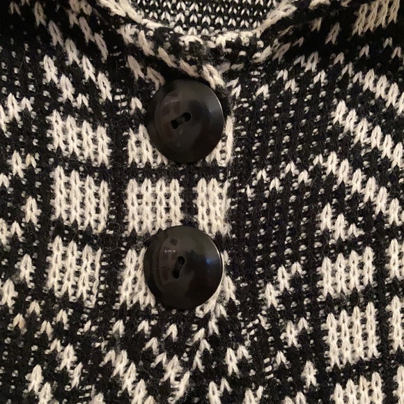 Long sweater vest - Picture 2 of 3